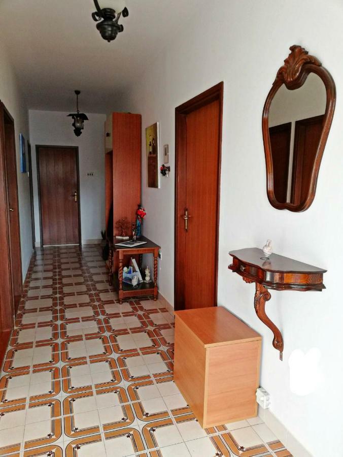Apartmani Anda โตรกีร์ ภายนอก รูปภาพ