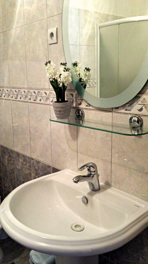 Apartmani Anda โตรกีร์ ภายนอก รูปภาพ